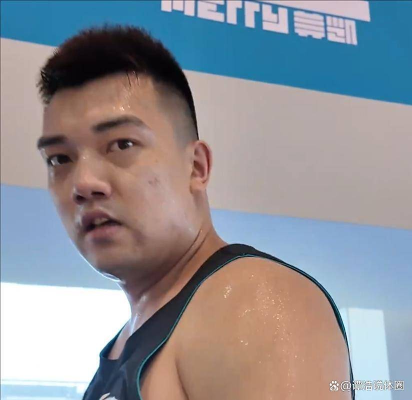 开云-方硕分享训练日常：沉浸式打球，恢复手感(沉浸式全息互动体验馆)