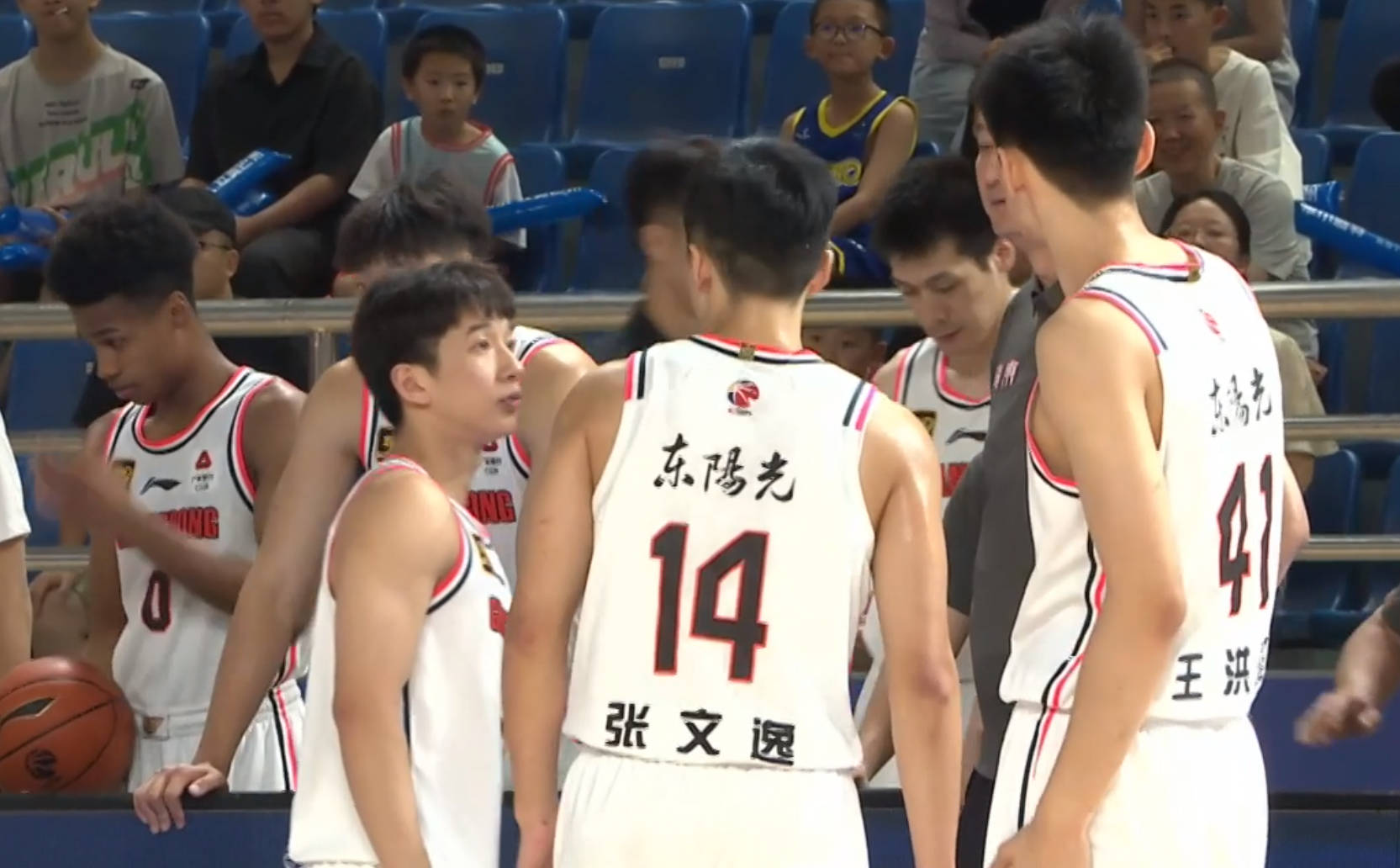 开云-关于终于来了！CBA“暴力锋线”打服杜锋，力保广东队重返总决赛！的信息